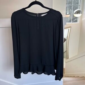 Ann Taylor LOFT Black Flowy Split Bottom Blouse Womens Size Medium